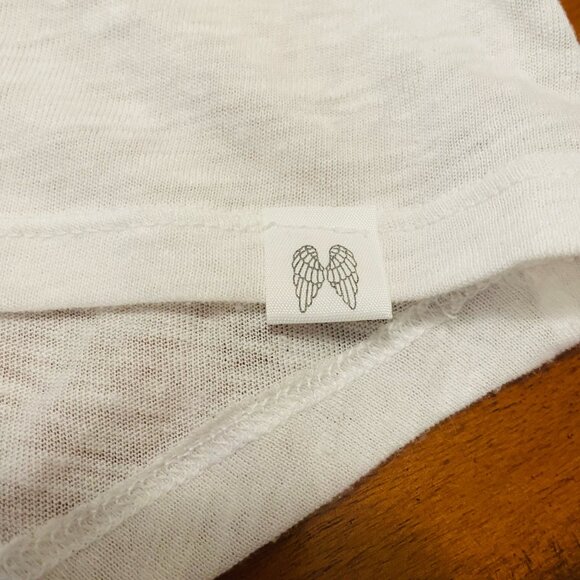 Victoria's Secret Classic Angel Wings Collection V-Neck Slub Tee Shirt - NWT - Picture 4 of 6